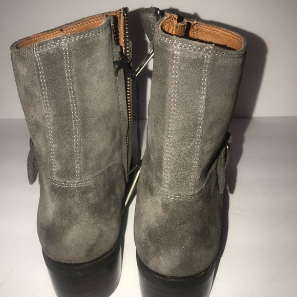 FRYE - HANNAH ENGINEER SMOKE ANKLE BOOT SZ 8.5 - Picture 4 of 8